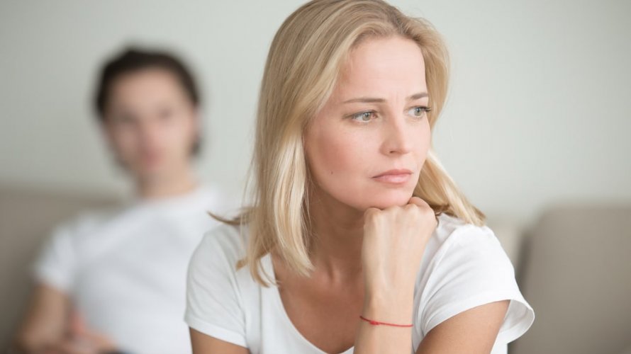 好きな人が既婚者かも?わからない時の質問方法や見極め方が知りたい